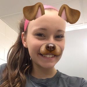 Meet your Posher, Kayla